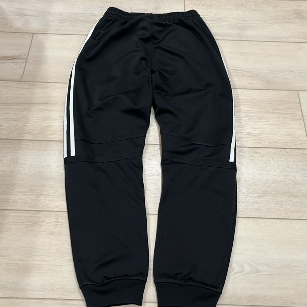 ADIDAS :: JOGGERS - Picture 9 of 13